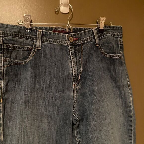 Eddie Bauer Denim Jean Capris Size 12 - Picture 5 of 12